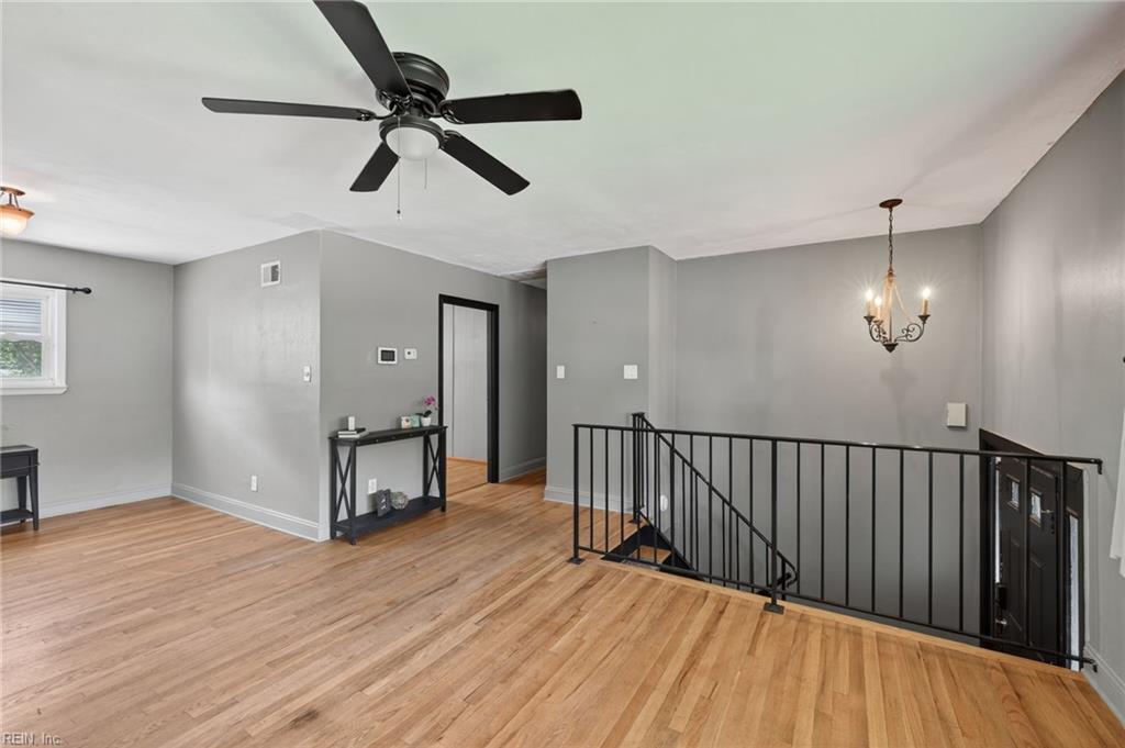 705 Coach House CT