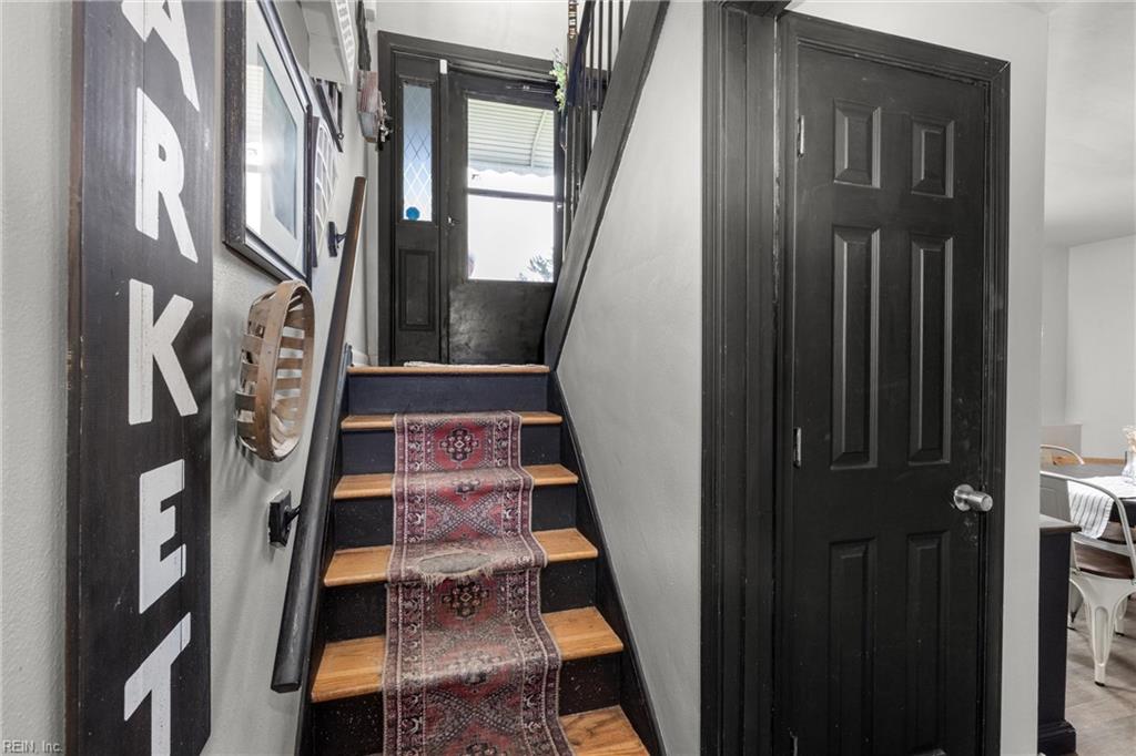 705 Coach House CT