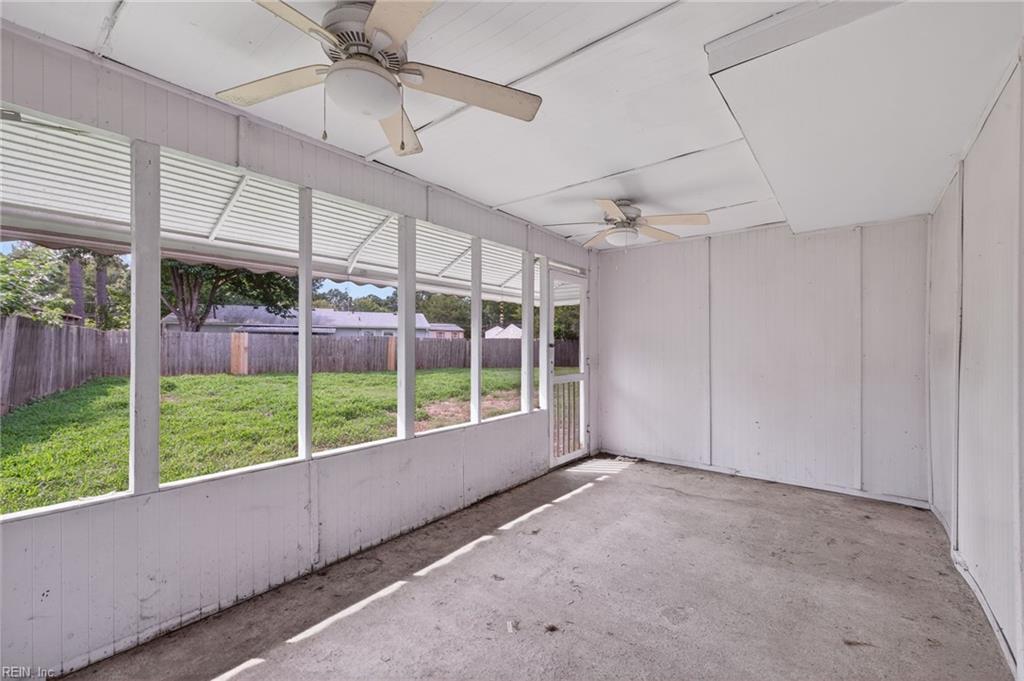 705 Coach House CT