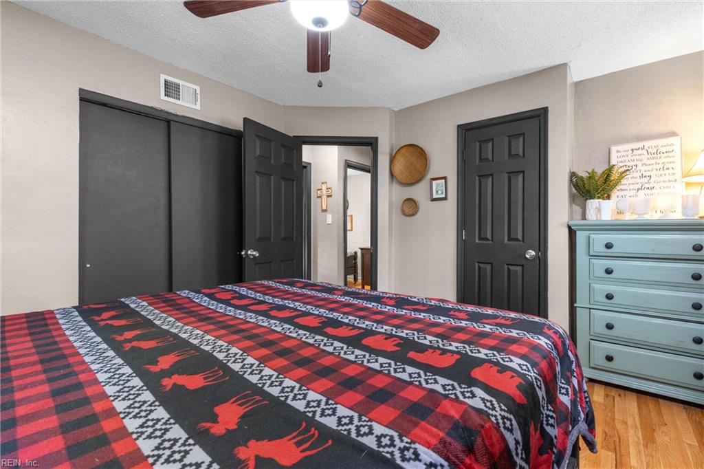 705 Coach House CT