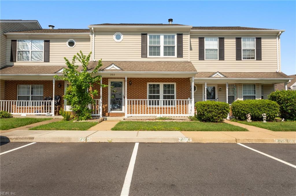 202 Monument CT