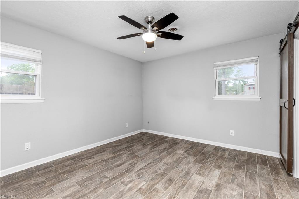 212 Cortland LN