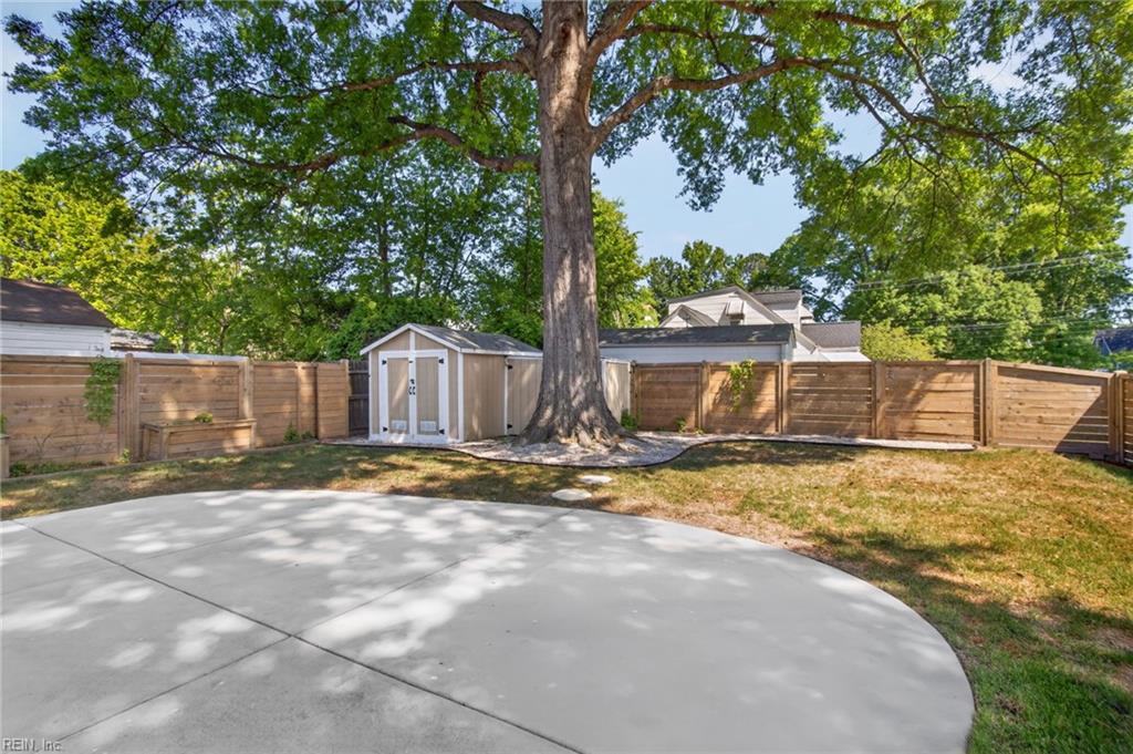 336 E Randall AVE