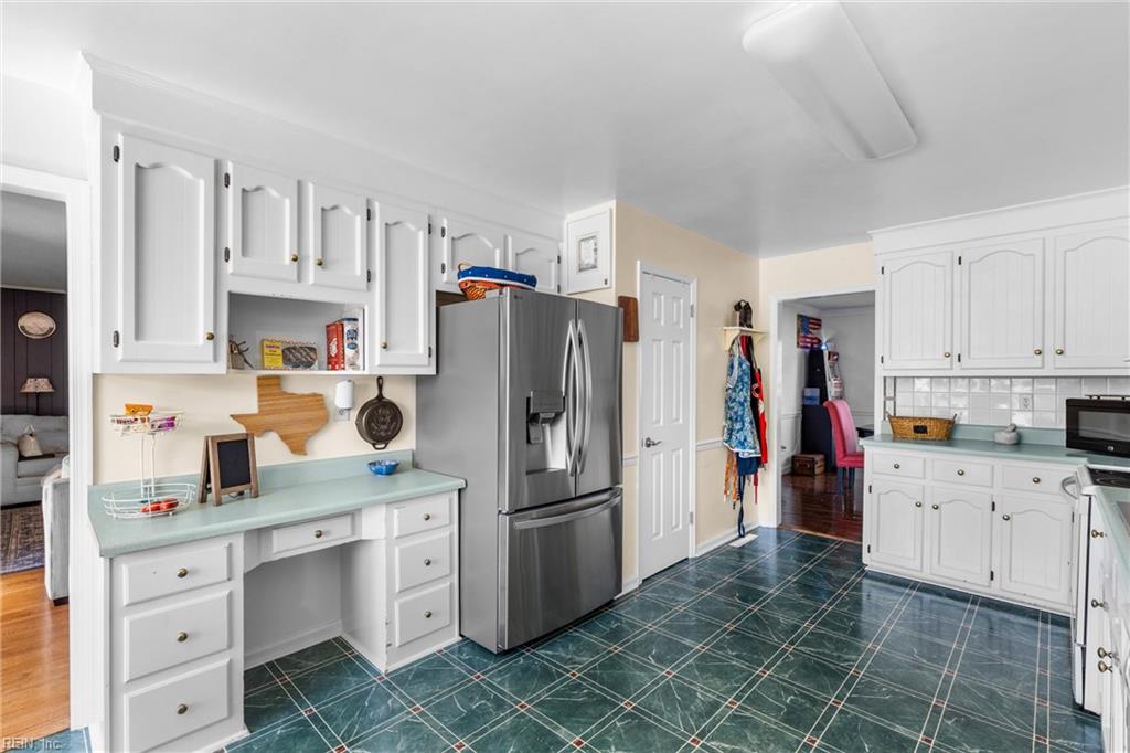 1208 Tarington LNDG Lndg