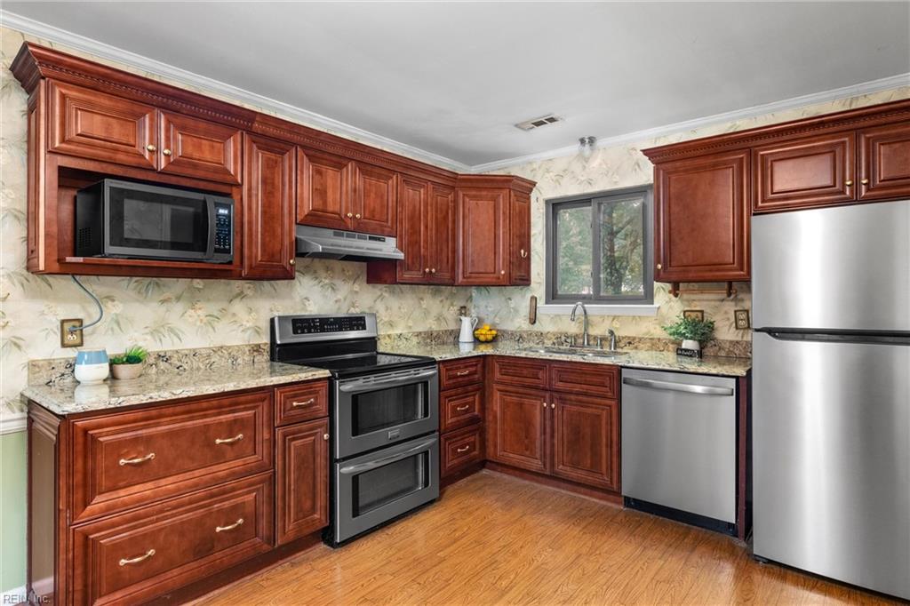 1805 Breckenridge CIR