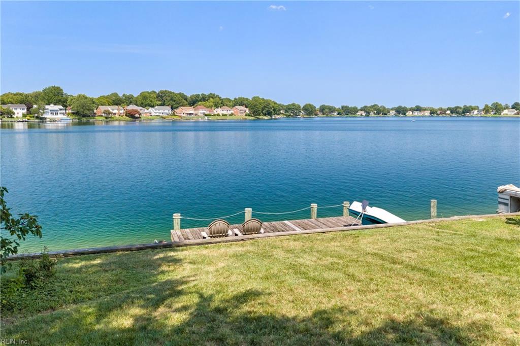 1581 Lake James DR