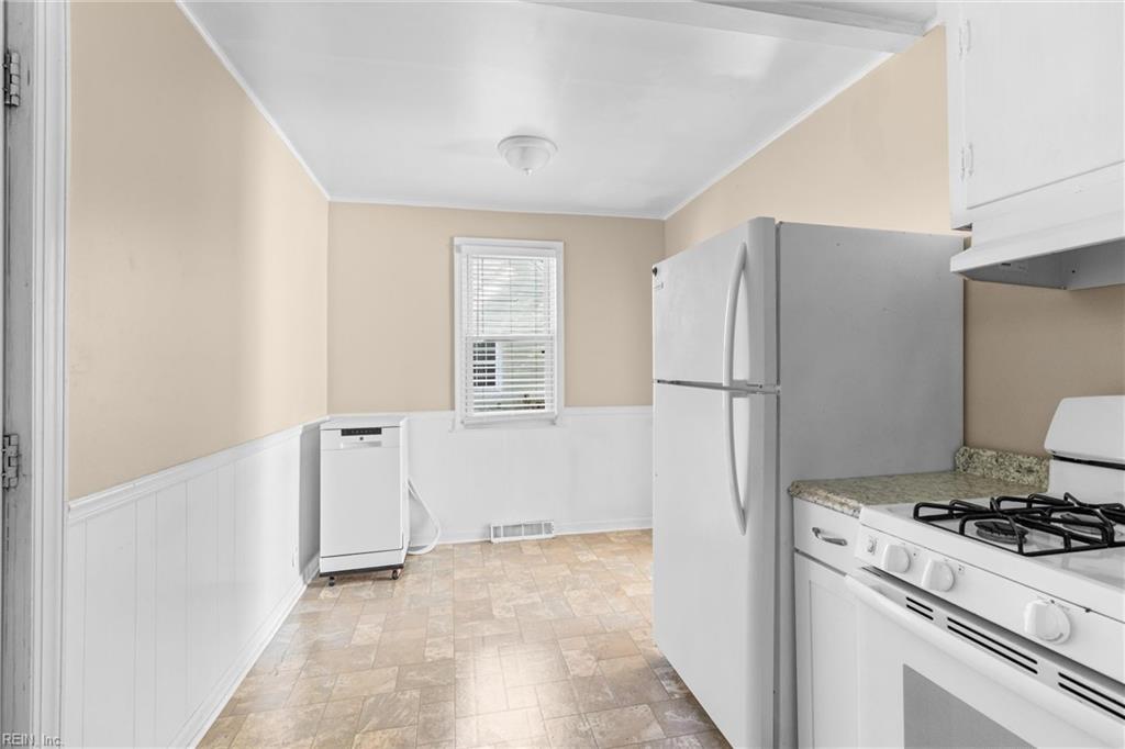 1814 Croyden RD Rd