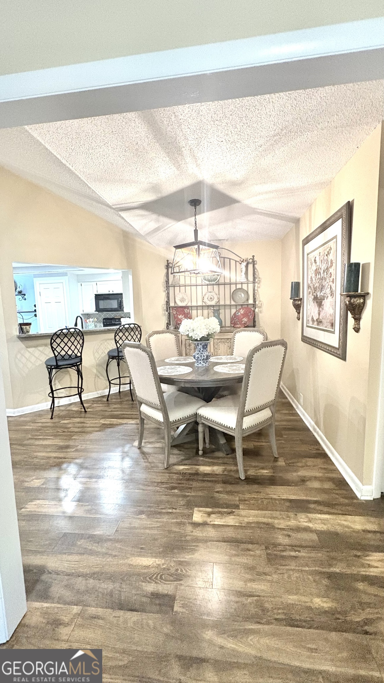 39 Dunwoody Springs Drive