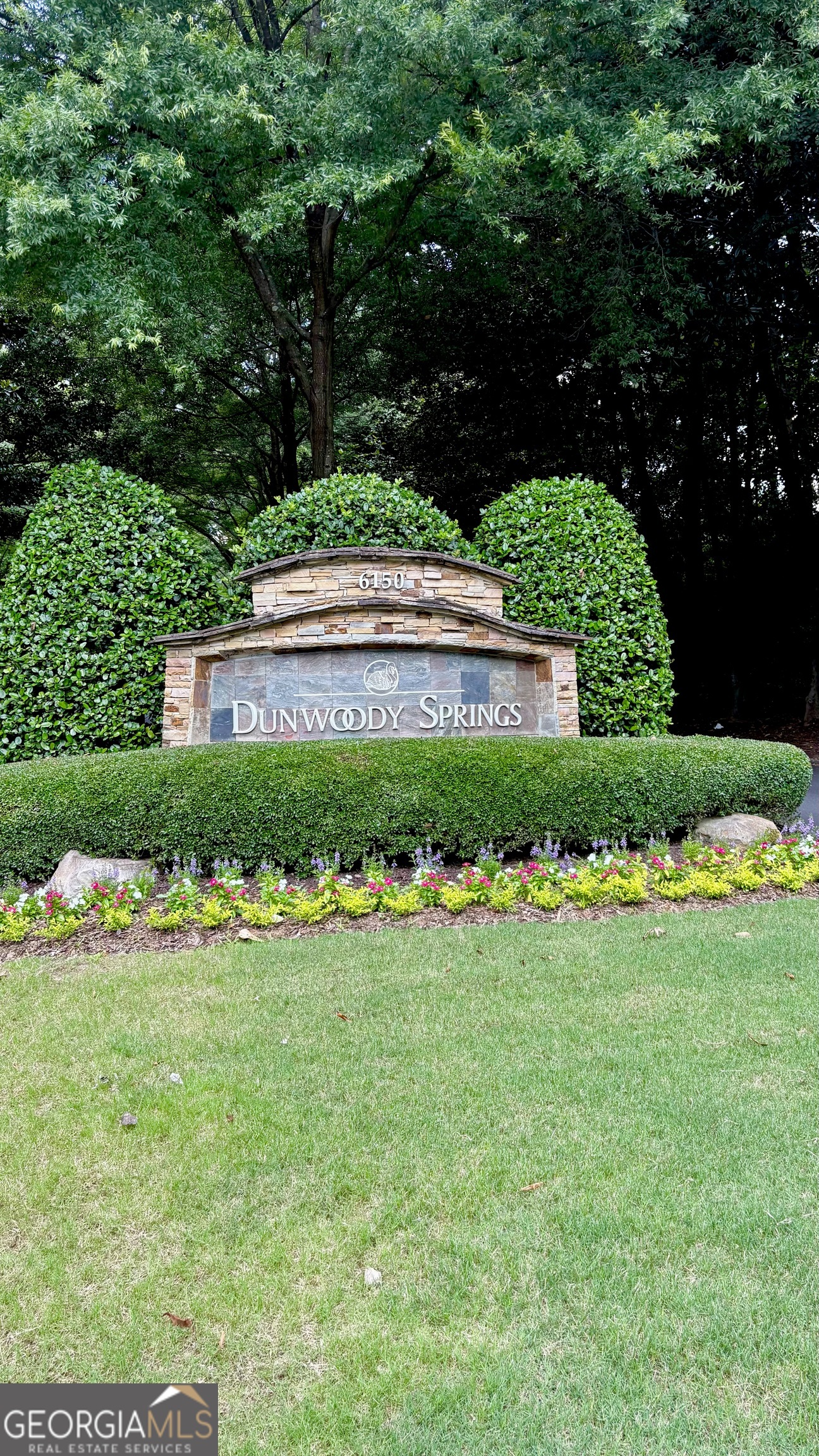 39 Dunwoody Springs Drive