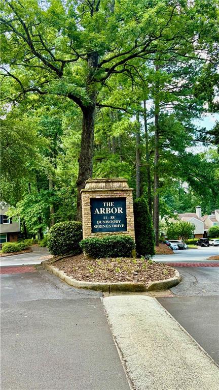 39 Dunwoody Springs Drive