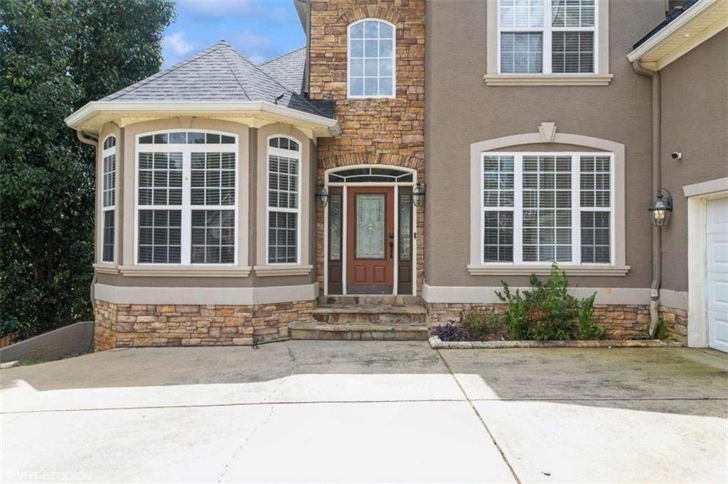 1020 Eagles Brooke Drive