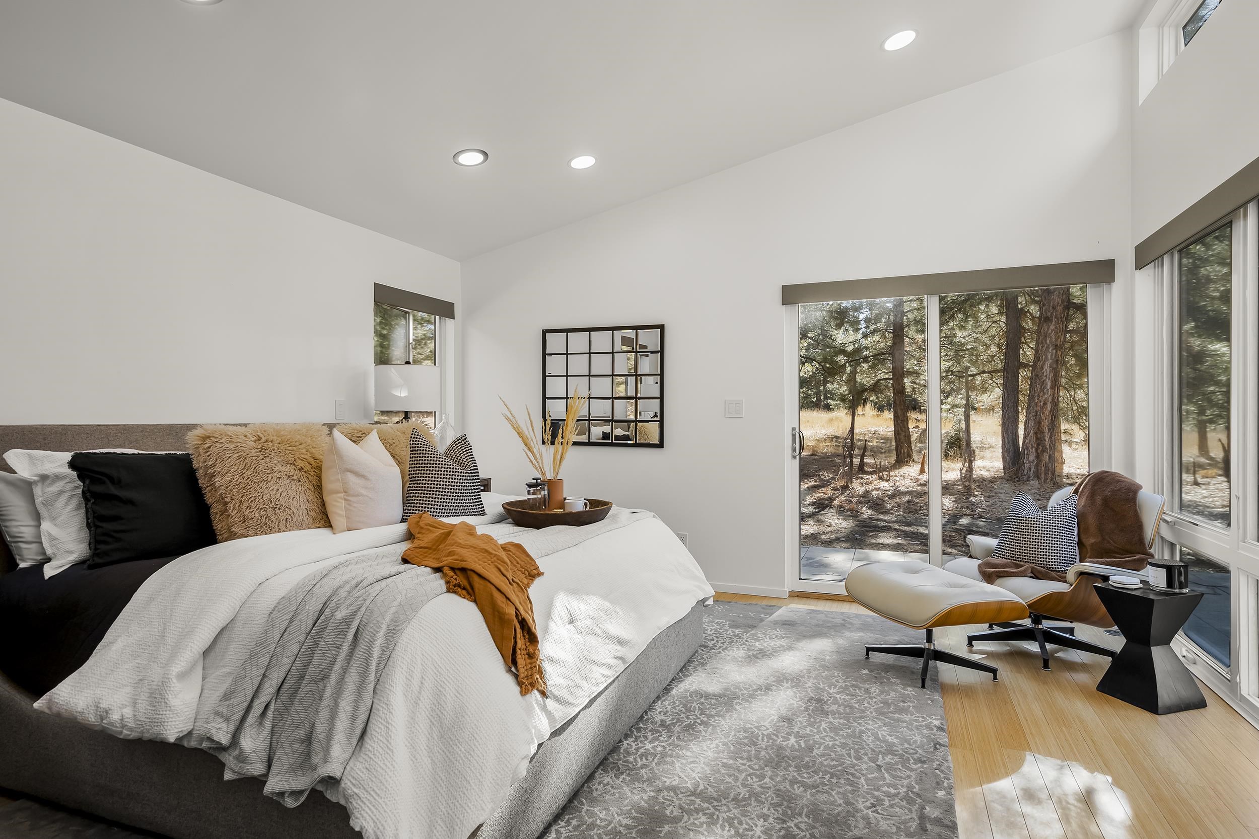 11906 Stallion Way