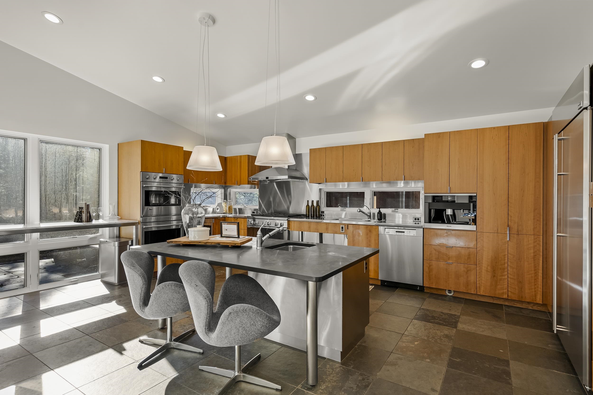 11906 Stallion Way