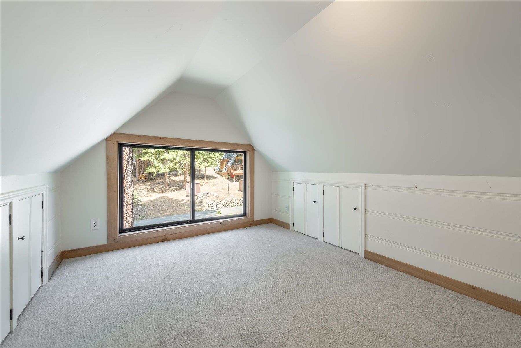 290 Agate Road
