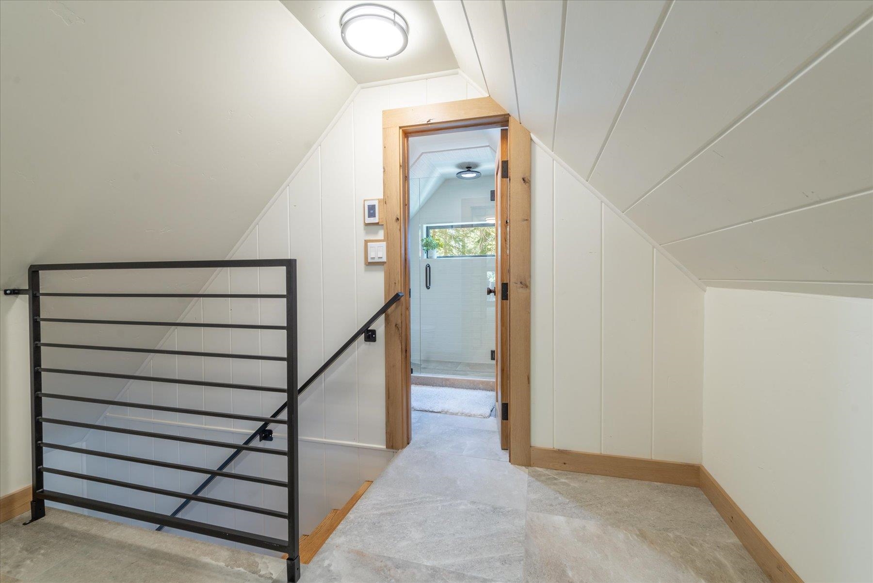 290 Agate Road