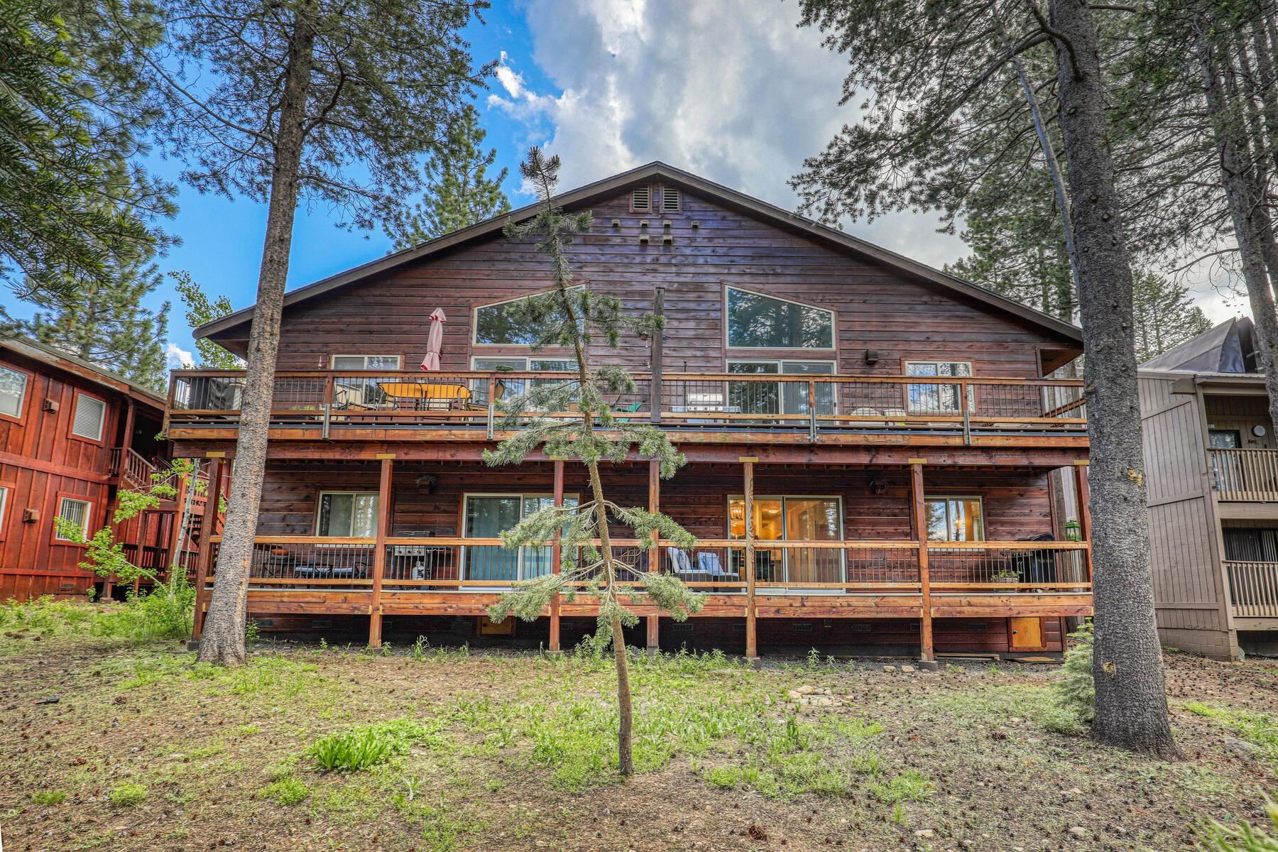 11263 Northwoods Boulevard Unit: 1