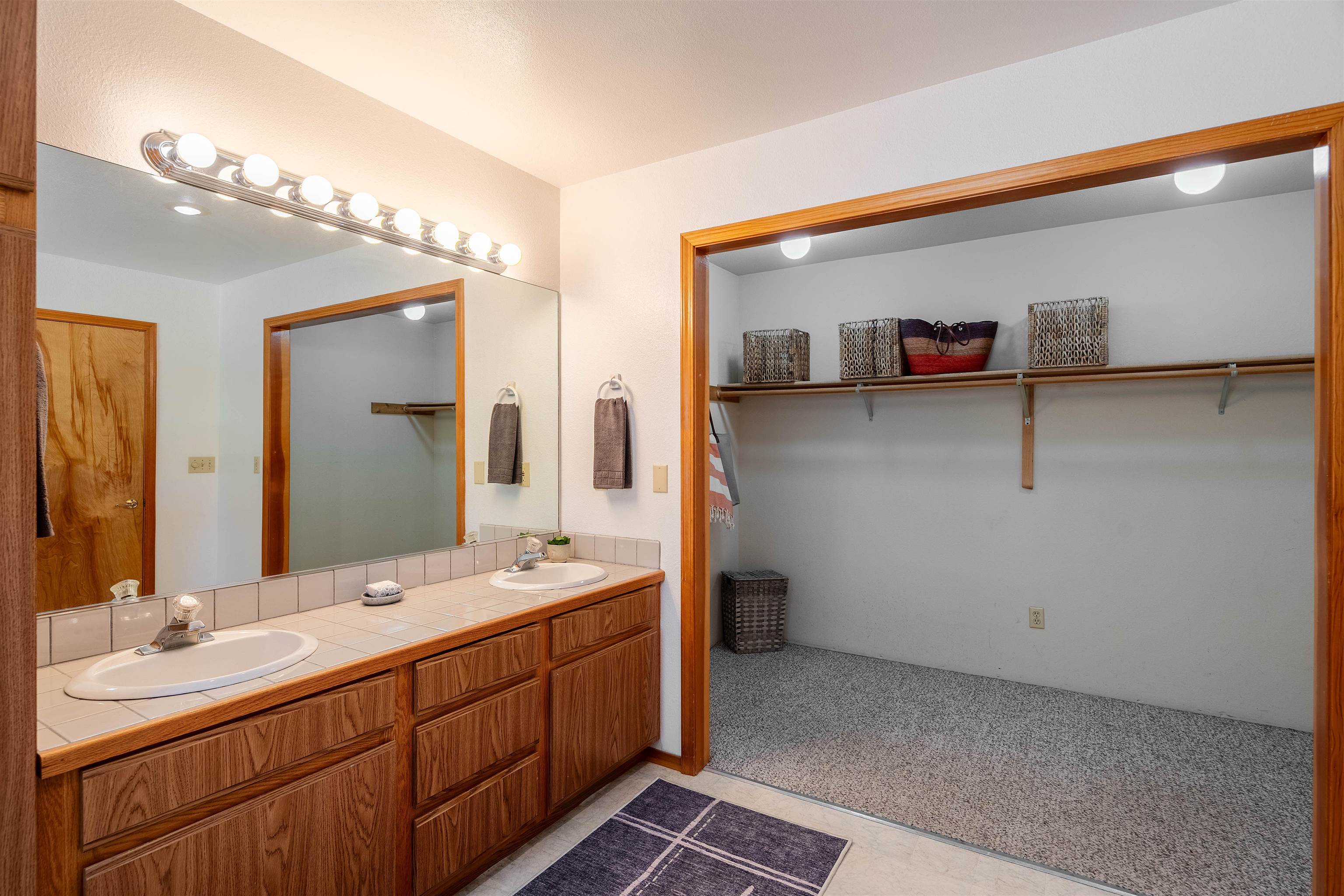 10651 Chickwick Reach