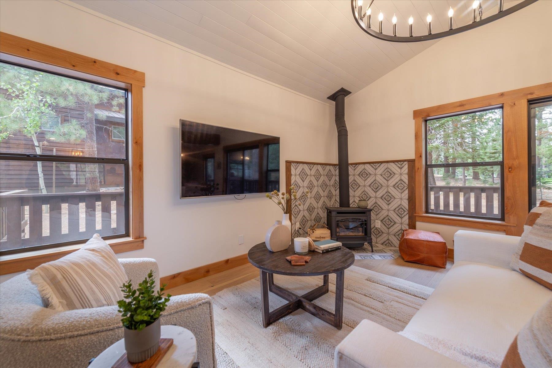 14192 Skiview Loop