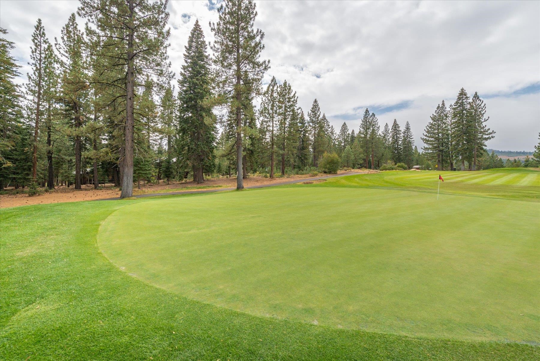 14192 Skiview Loop