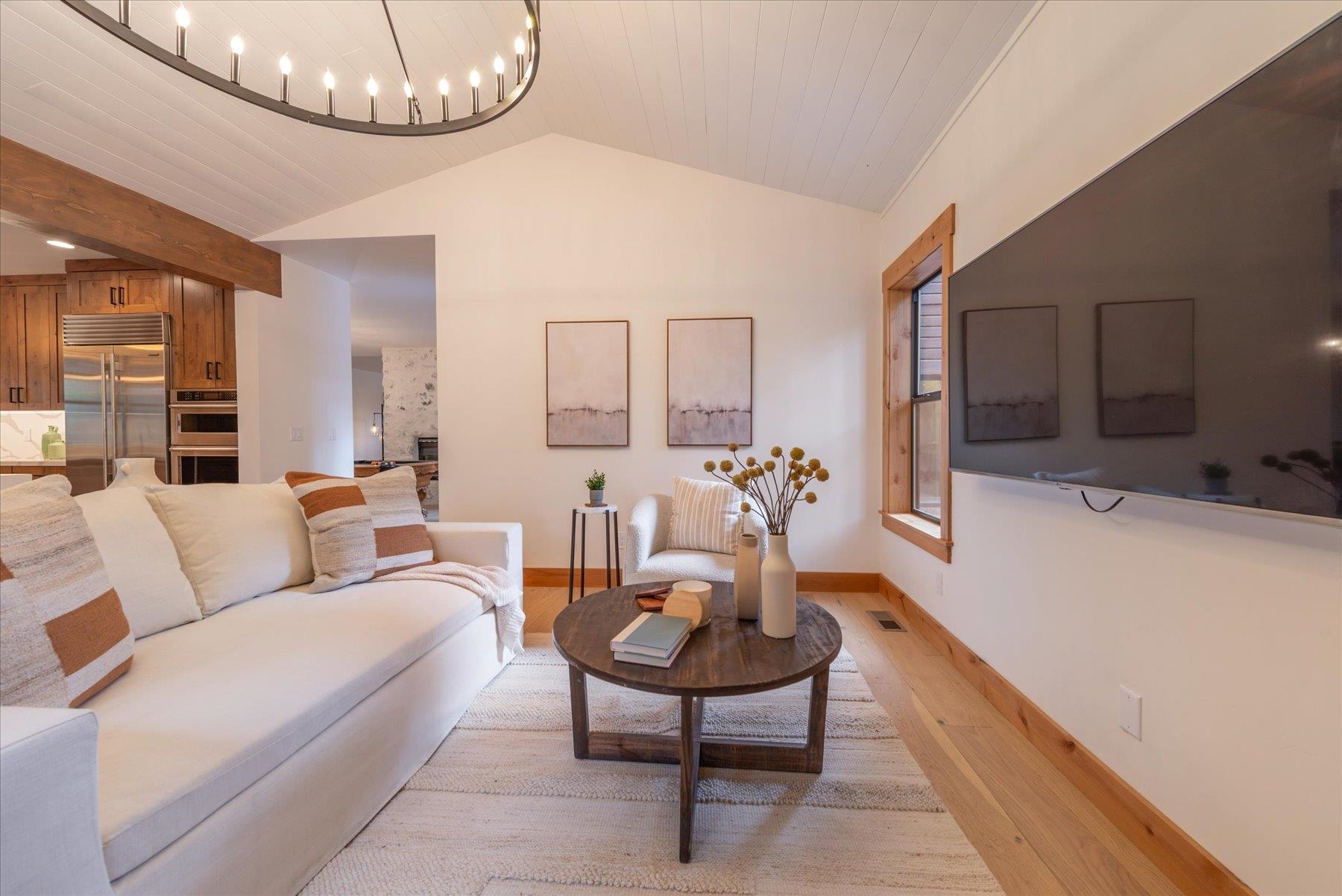 14192 Skiview Loop