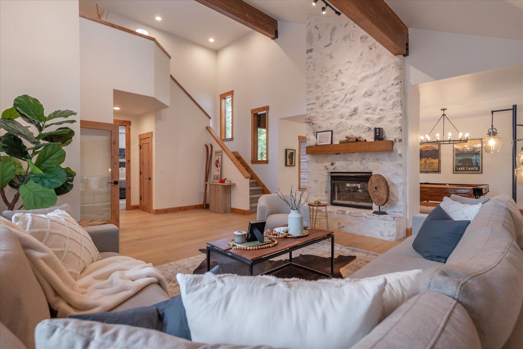 14192 Skiview Loop