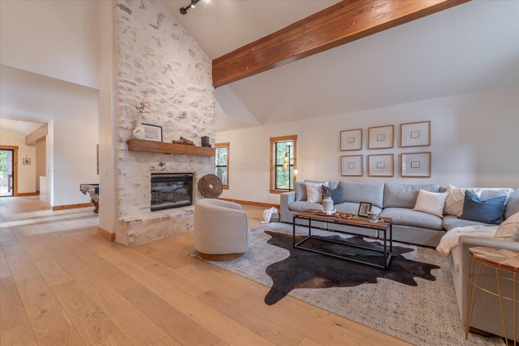 14192 Skiview Loop