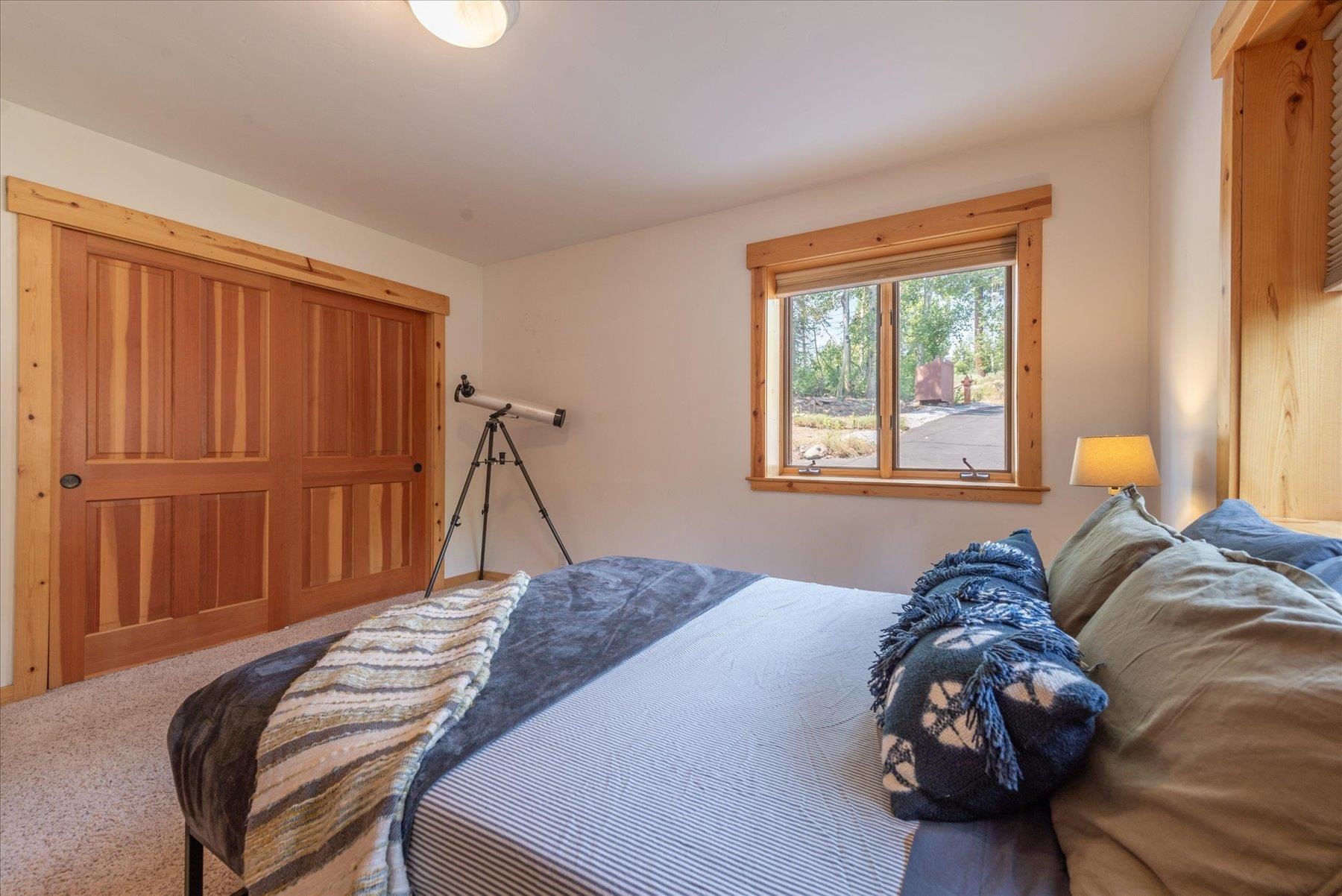 13316 Hillside Drive