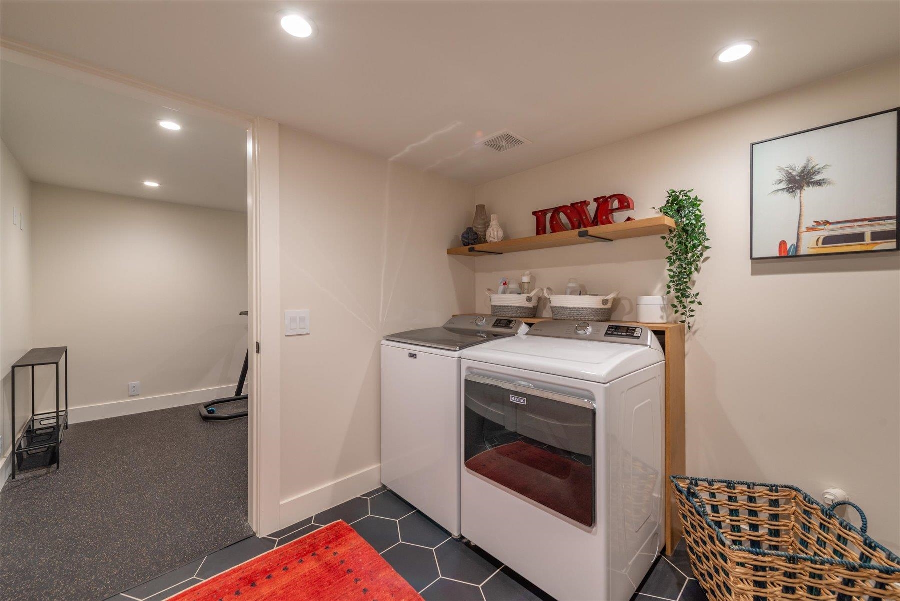 15899 Exeter Court