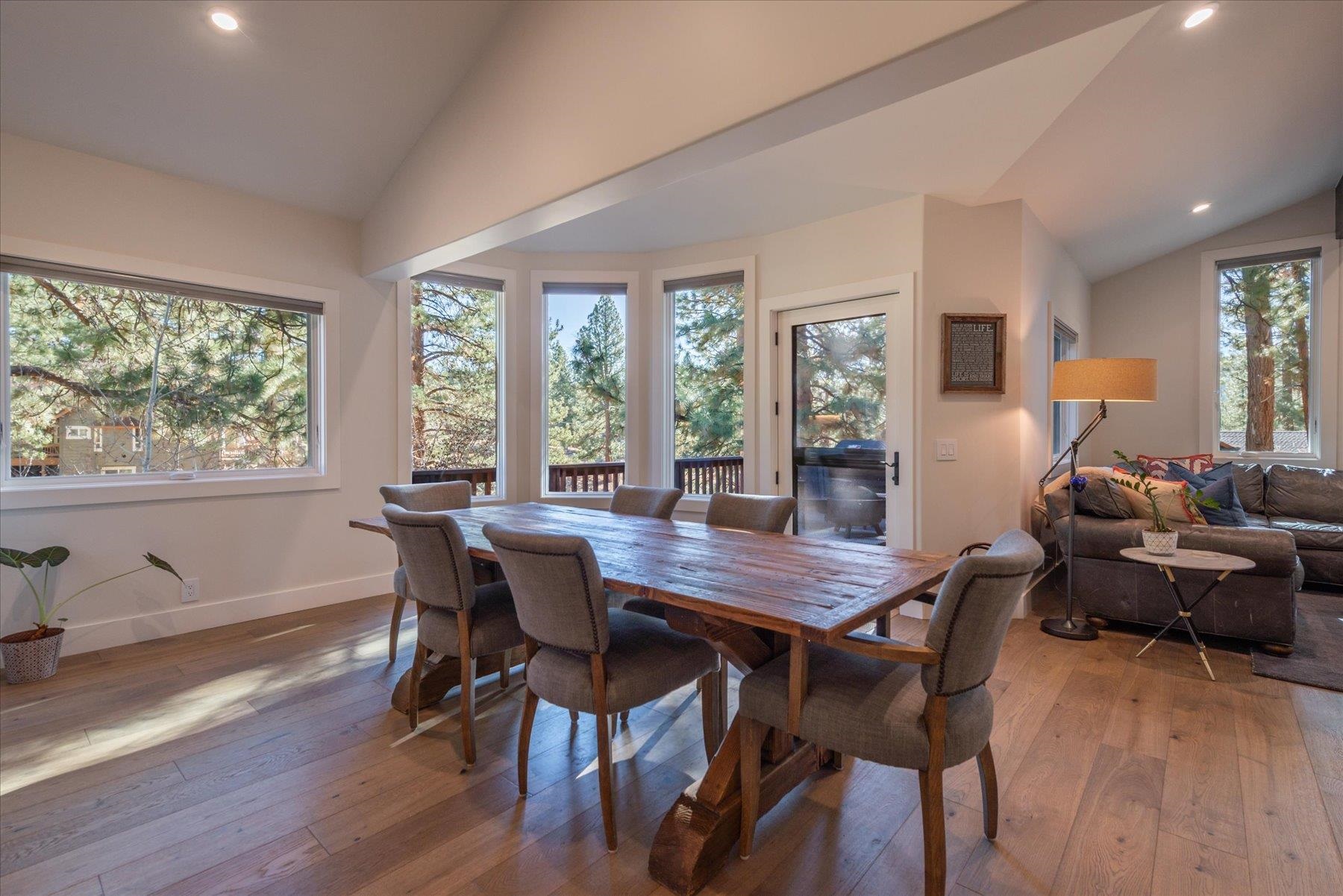 15899 Exeter Court