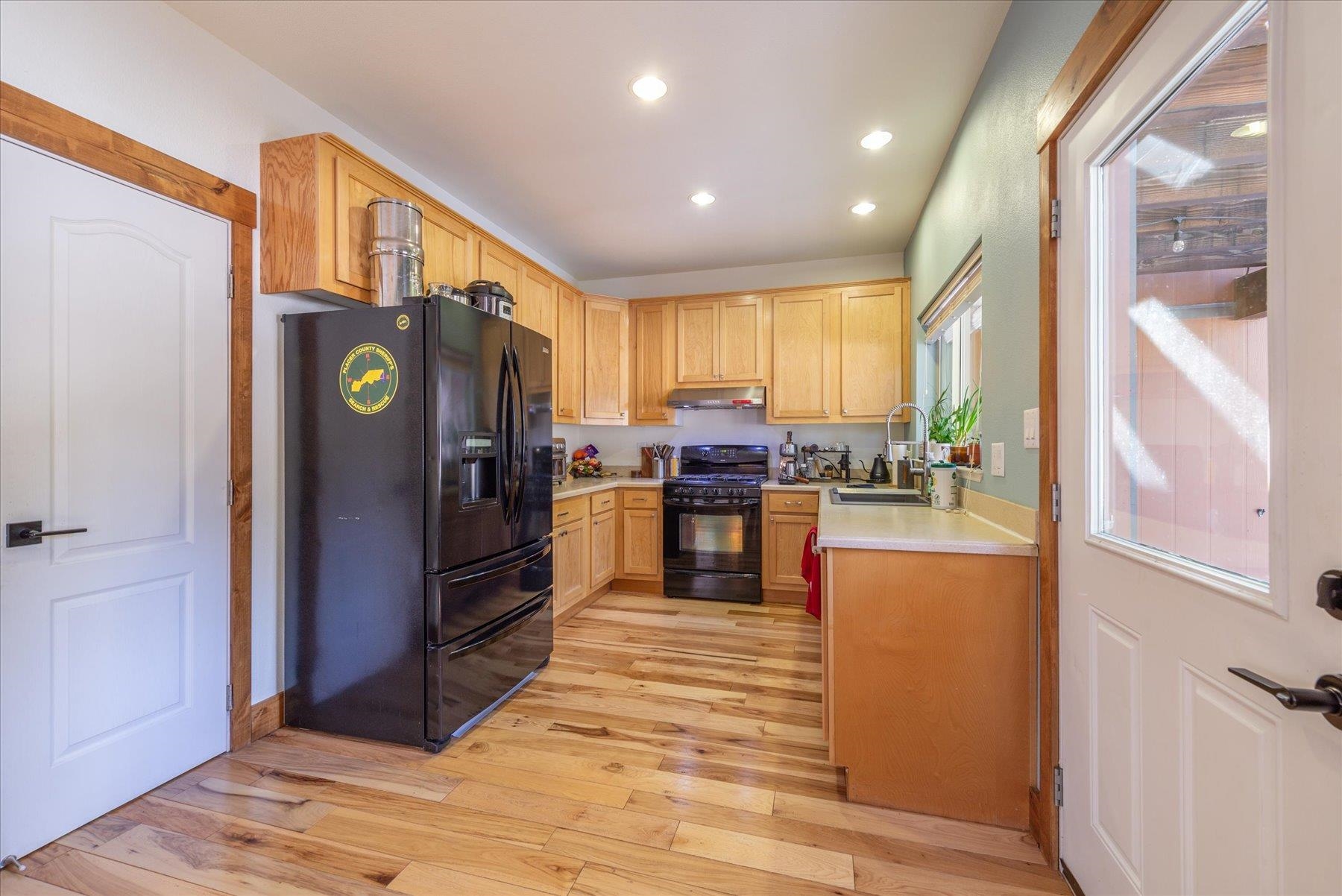 9512 Parker Lane