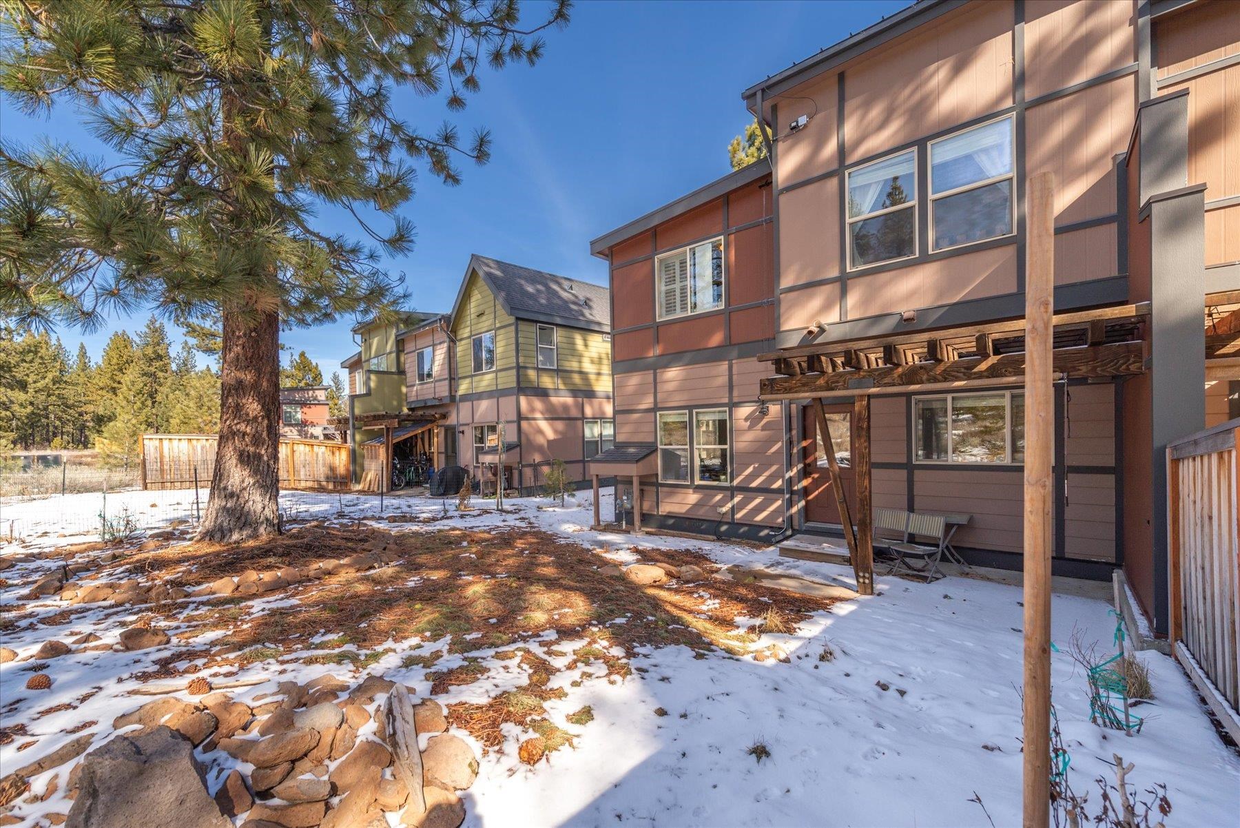 9512 Parker Lane