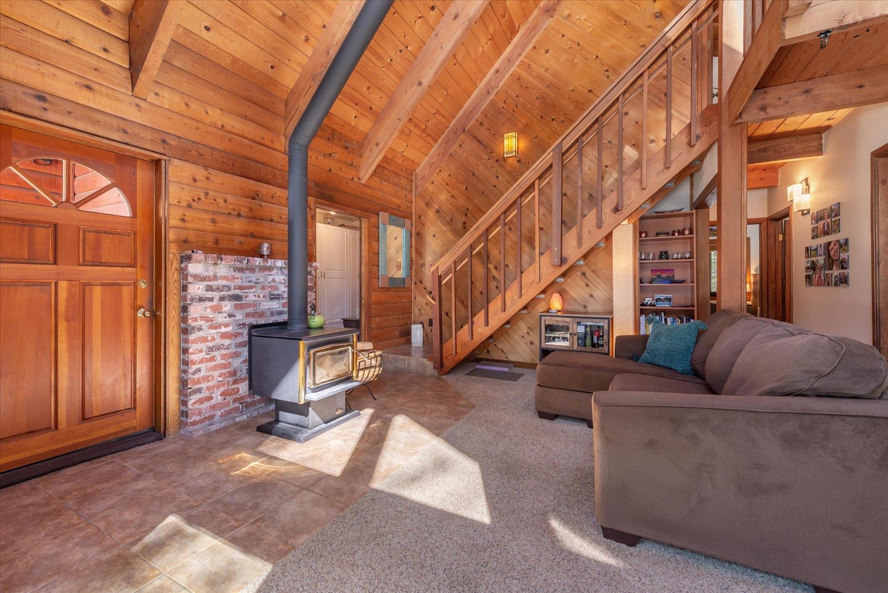 12313 Greenleaf Way