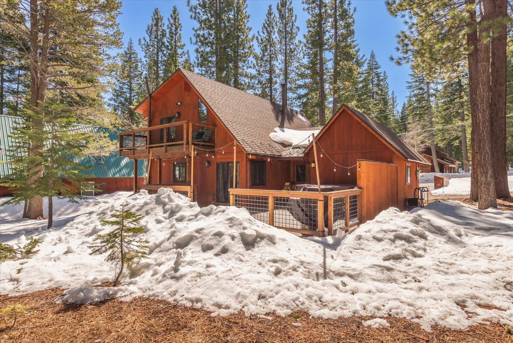 12313 Greenleaf Way