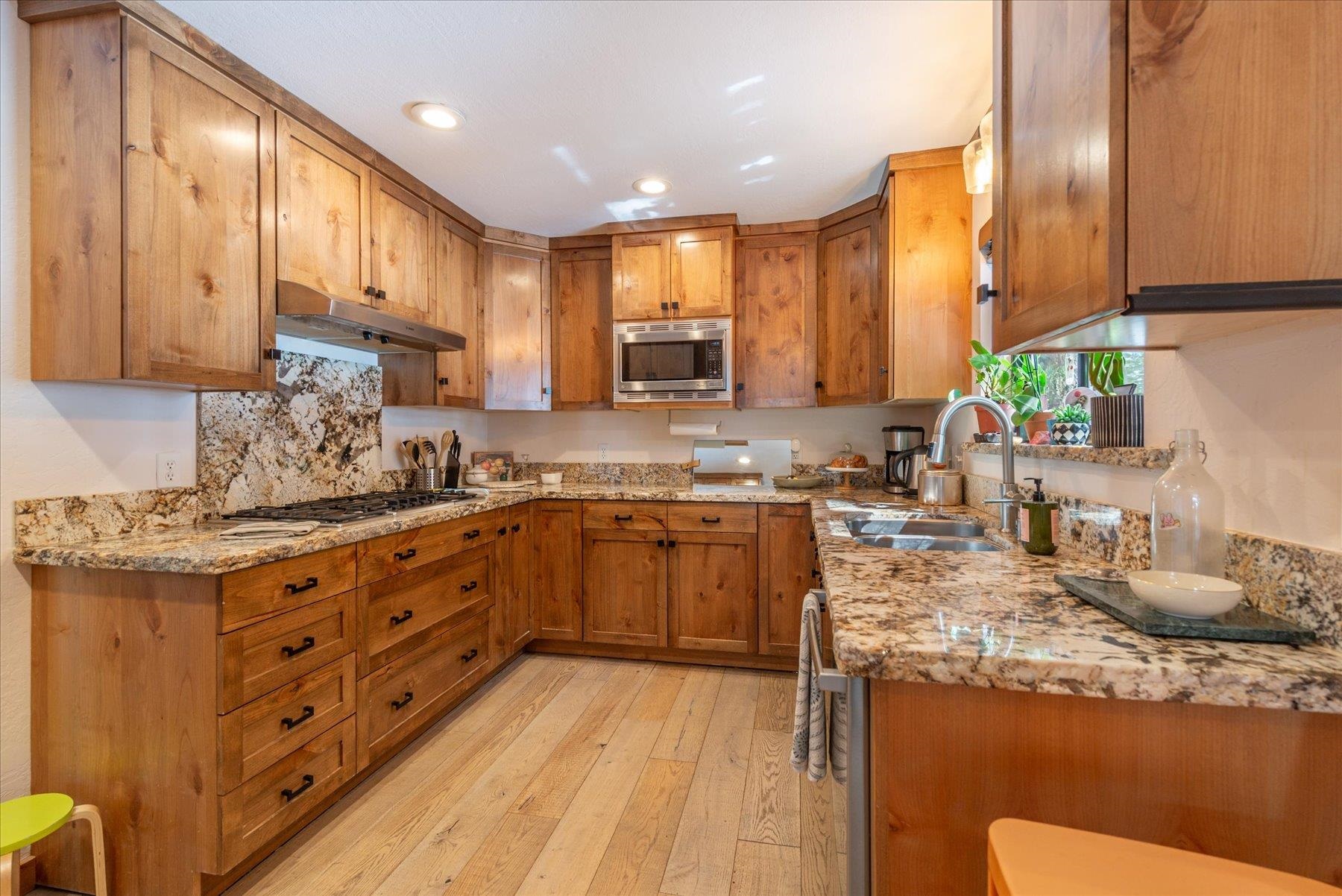 13959 Skiview Loop