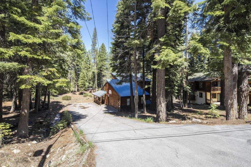 10498 Whiskey Jack Court