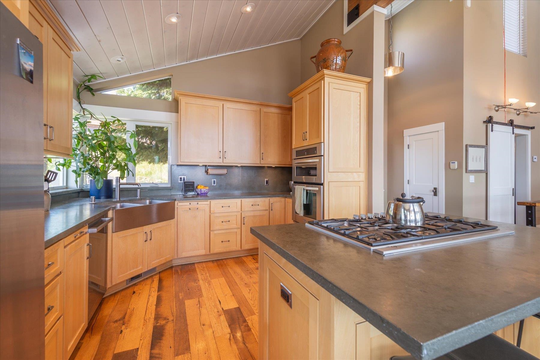 12957 Pinnacle Loop Unit: 6