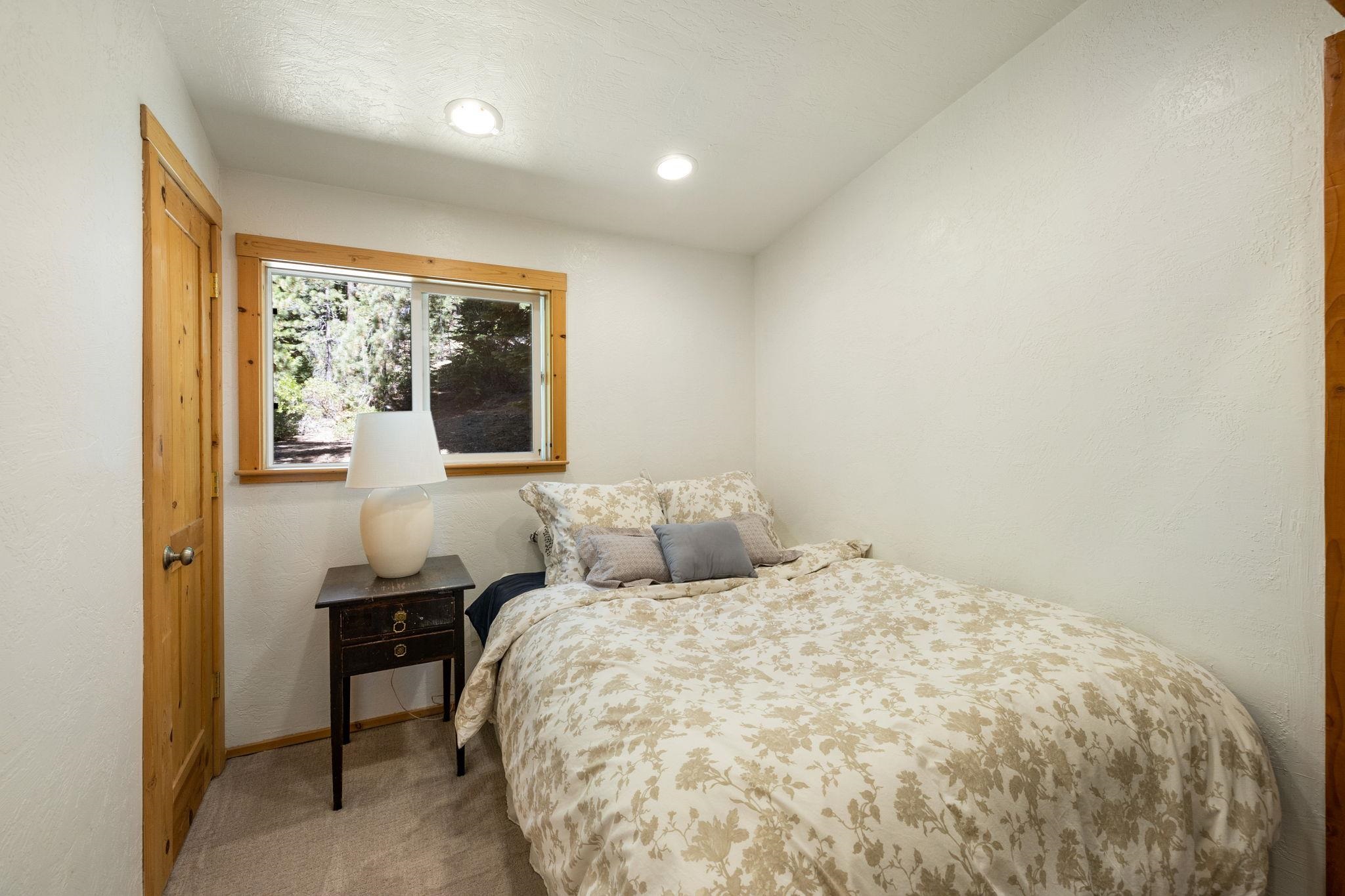 1460 Tahoe Park Heights Drive