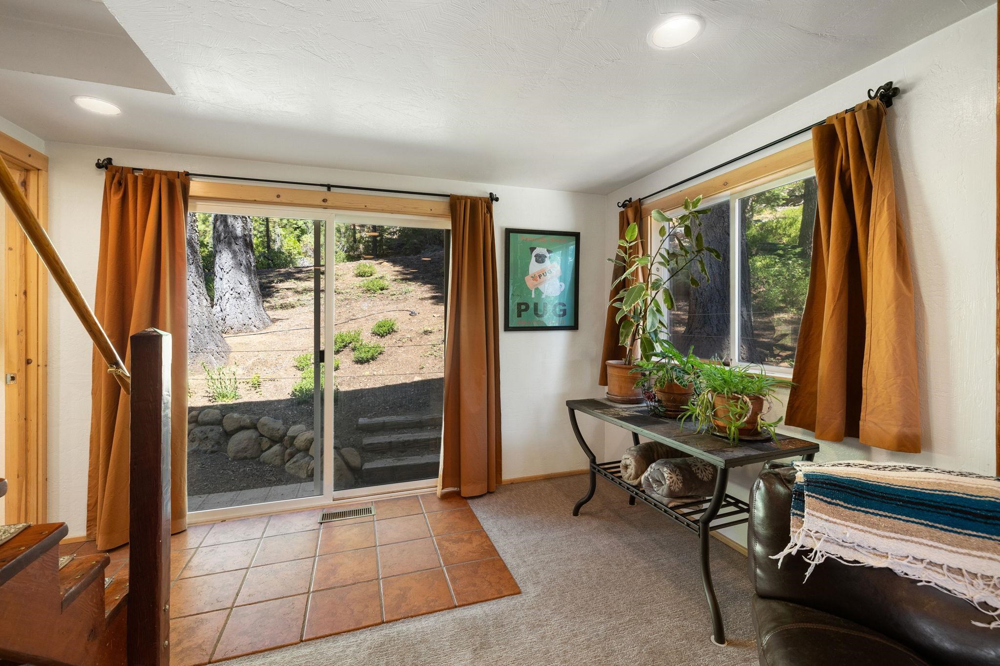 1460 Tahoe Park Heights Drive