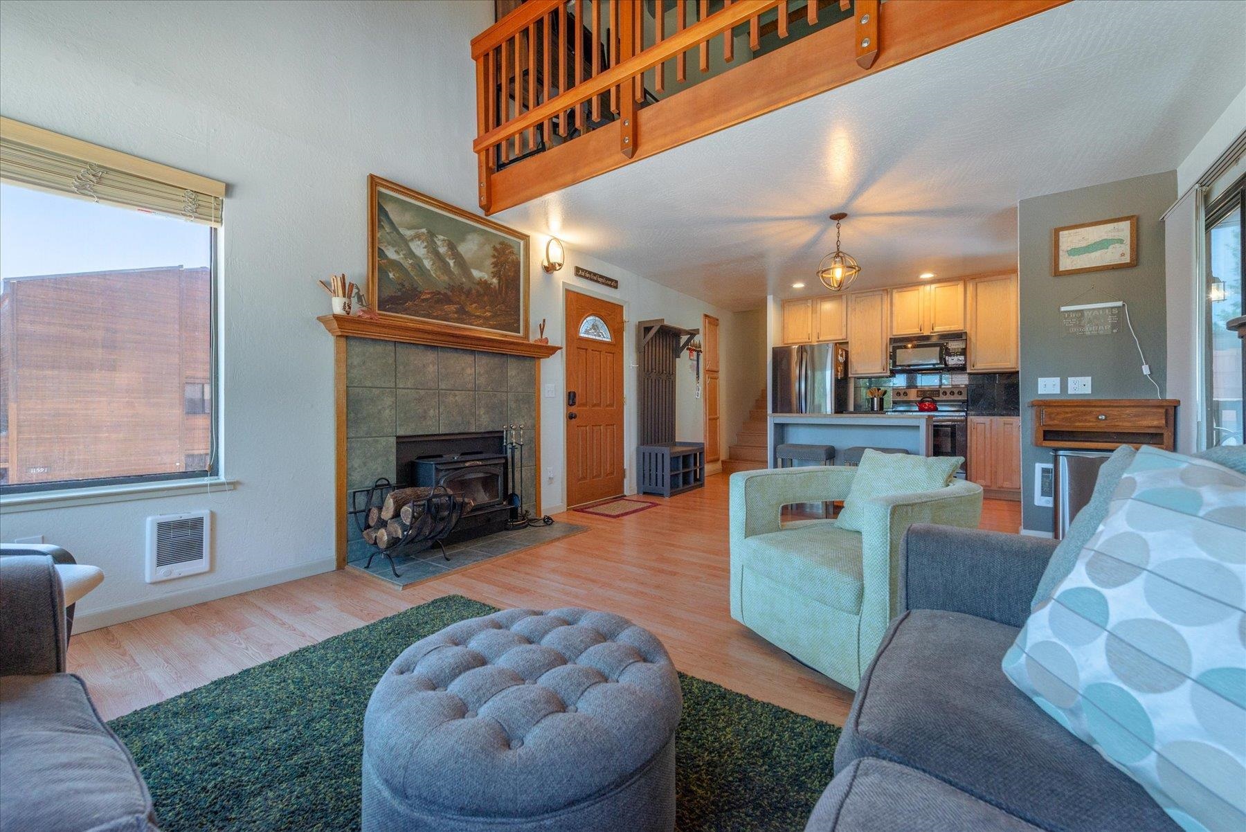 11513 Snowpeak Way Unit: 604