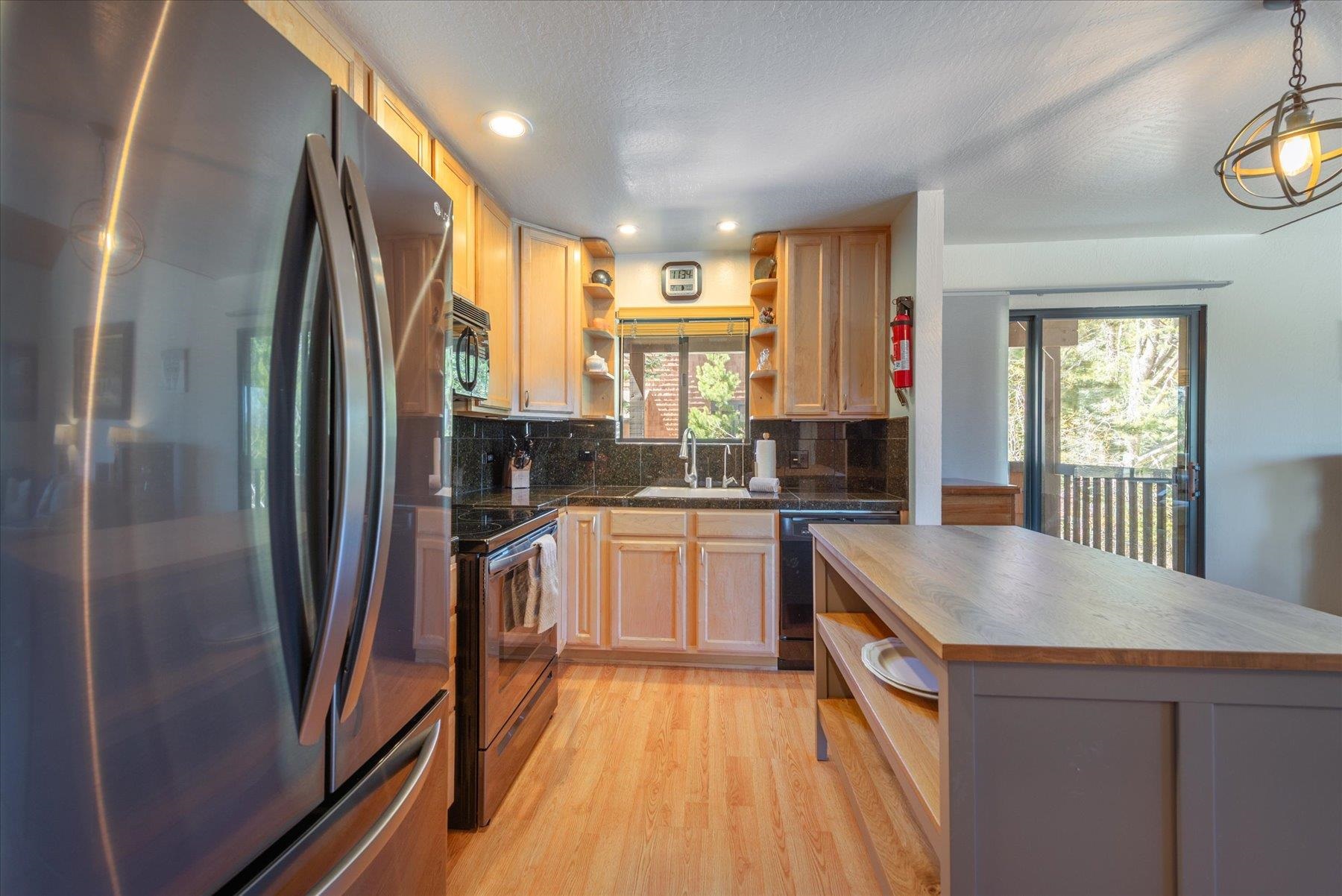 11513 Snowpeak Way Unit: 604