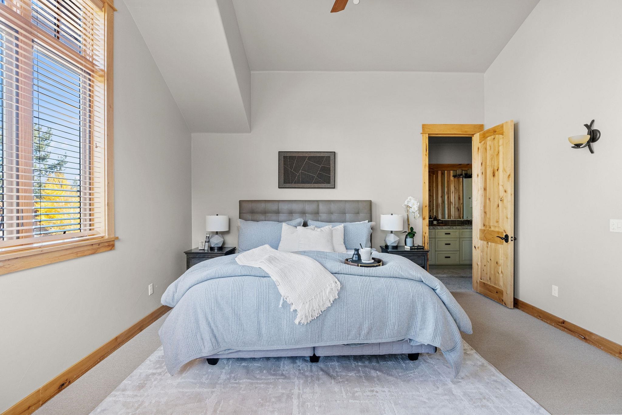 10235 Valmont Trail