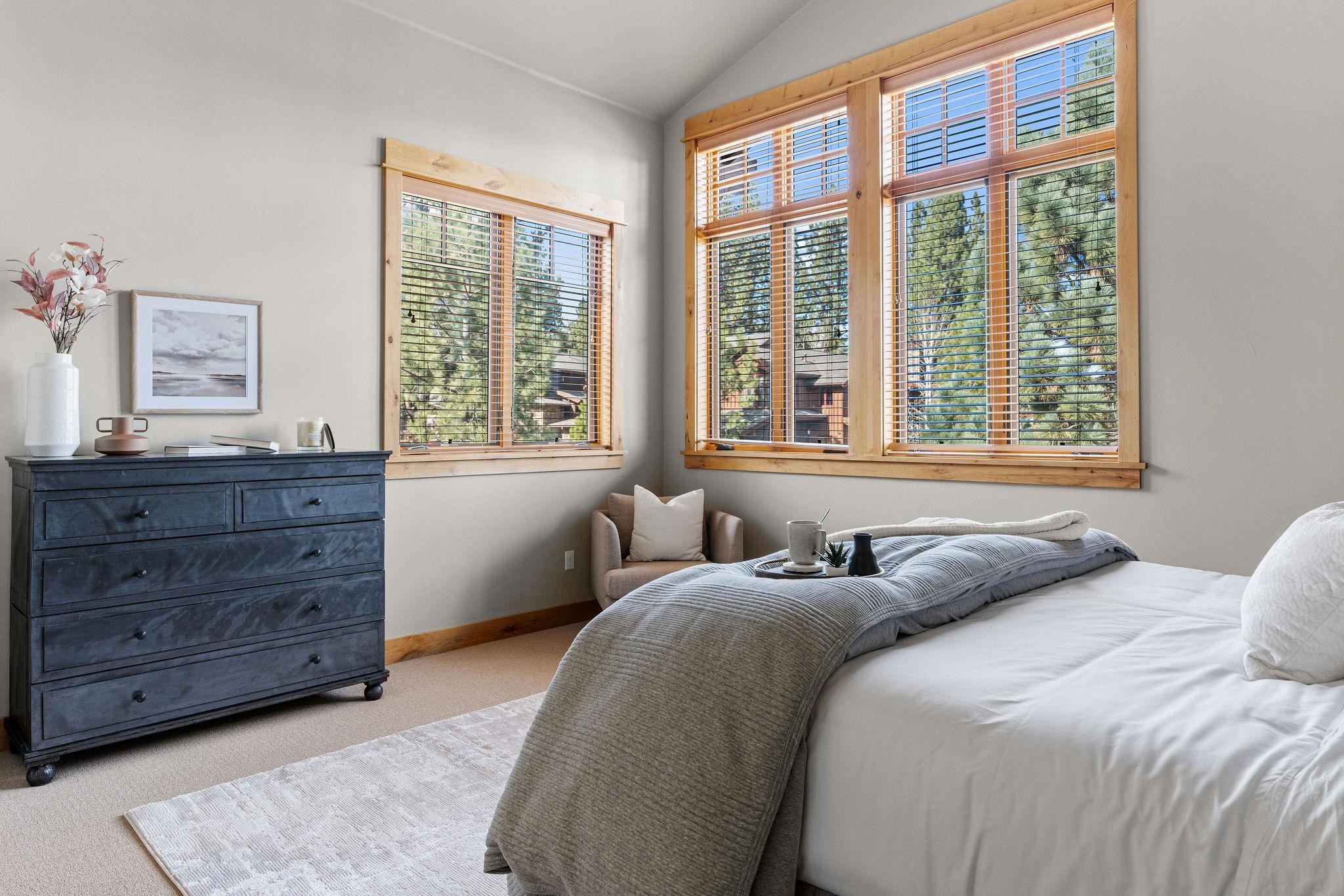 10235 Valmont Trail