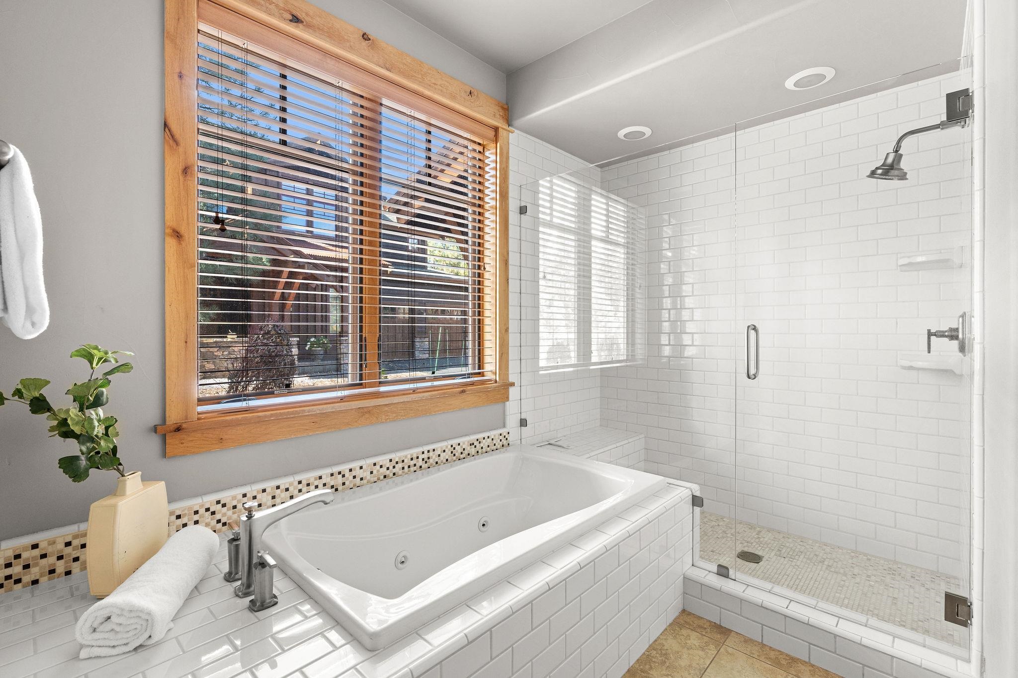 10235 Valmont Trail