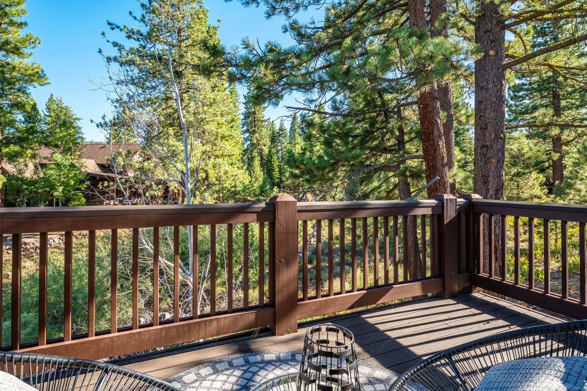10235 Valmont Trail
