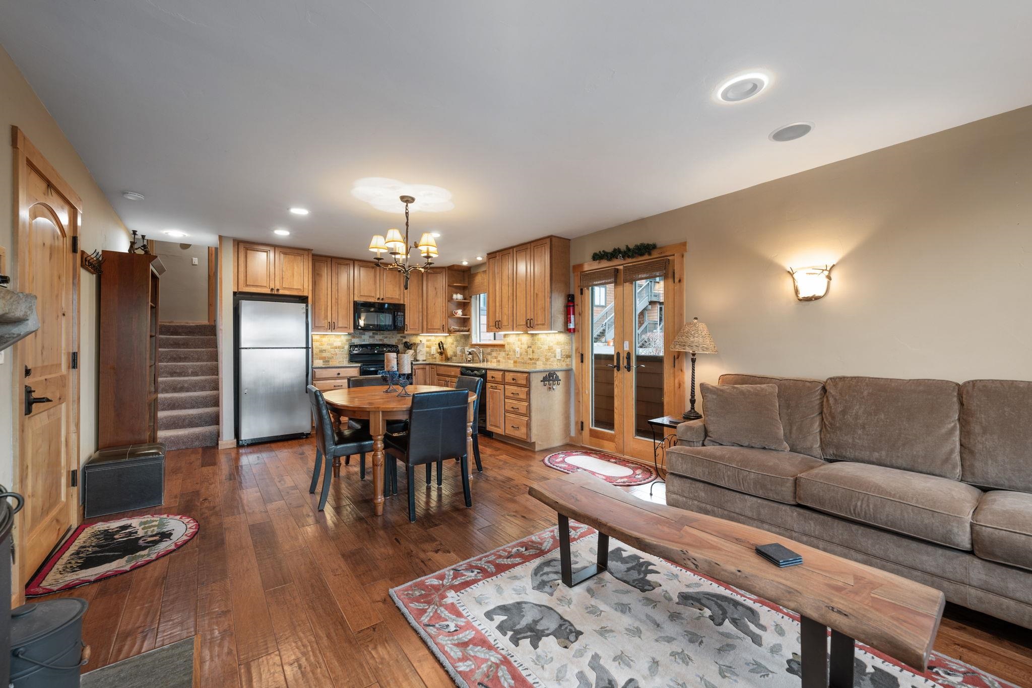 11711 Snowpeak Way Unit: 555