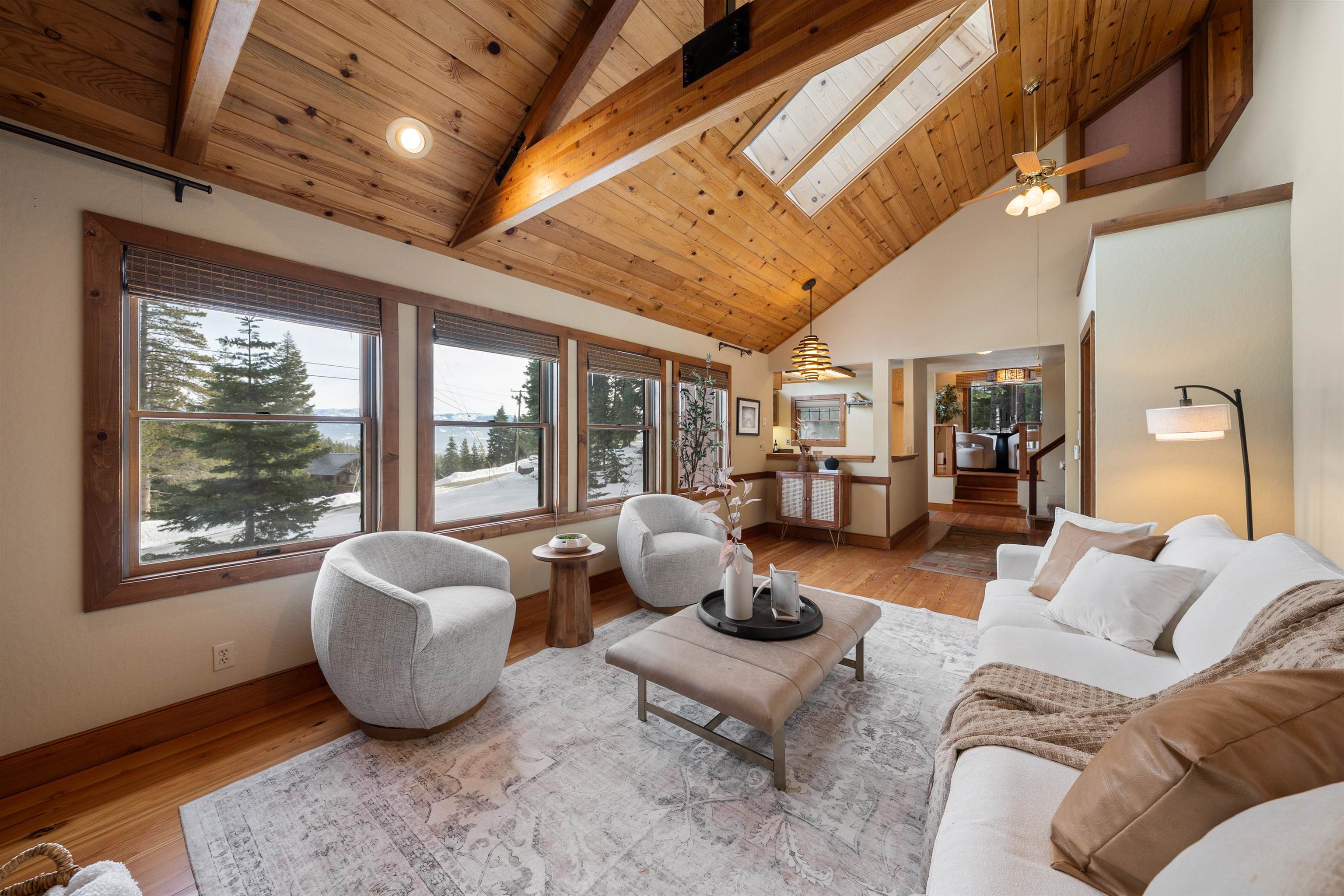 11909 Bavarian Way Unit: 8