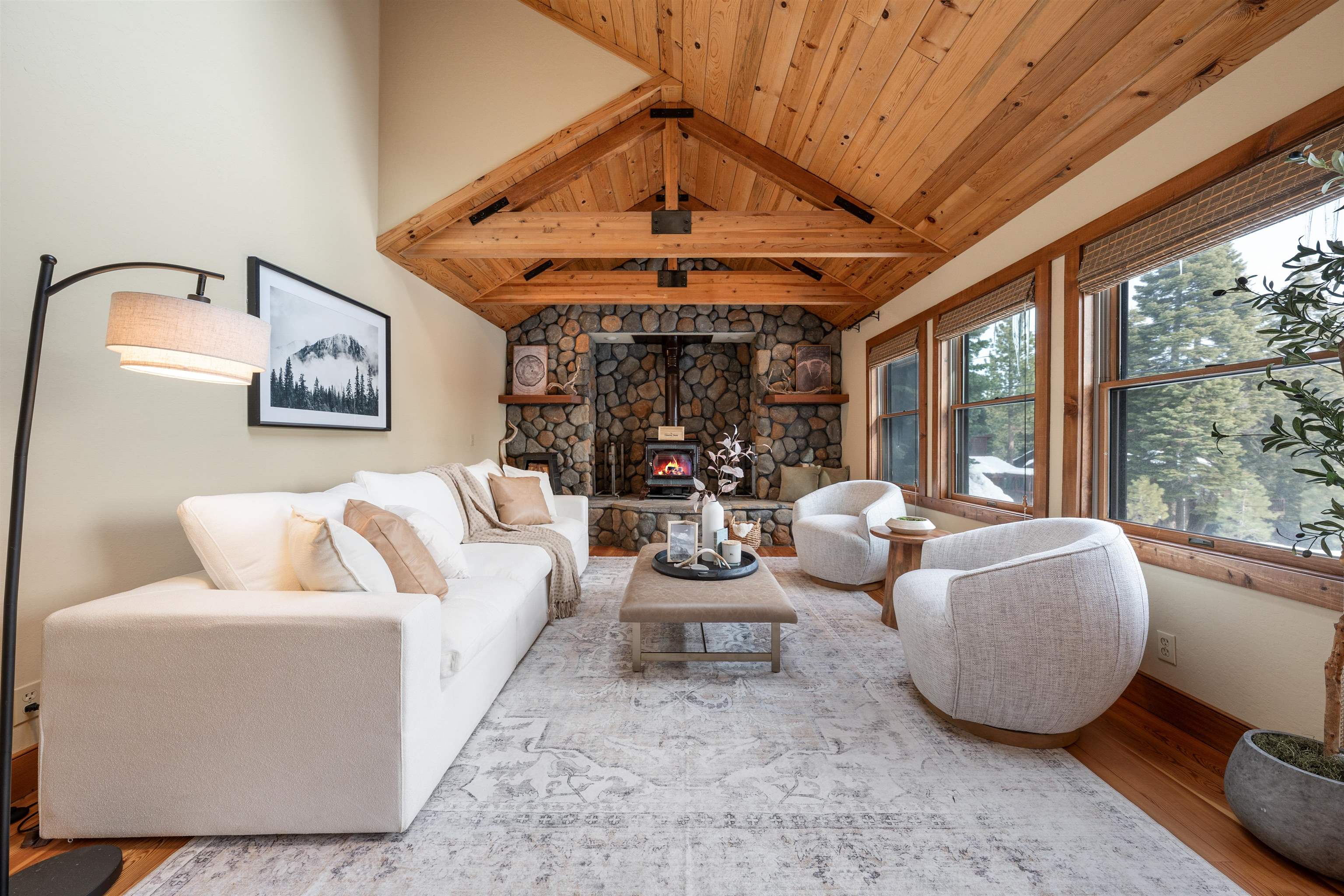 11909 Bavarian Way Unit: 8