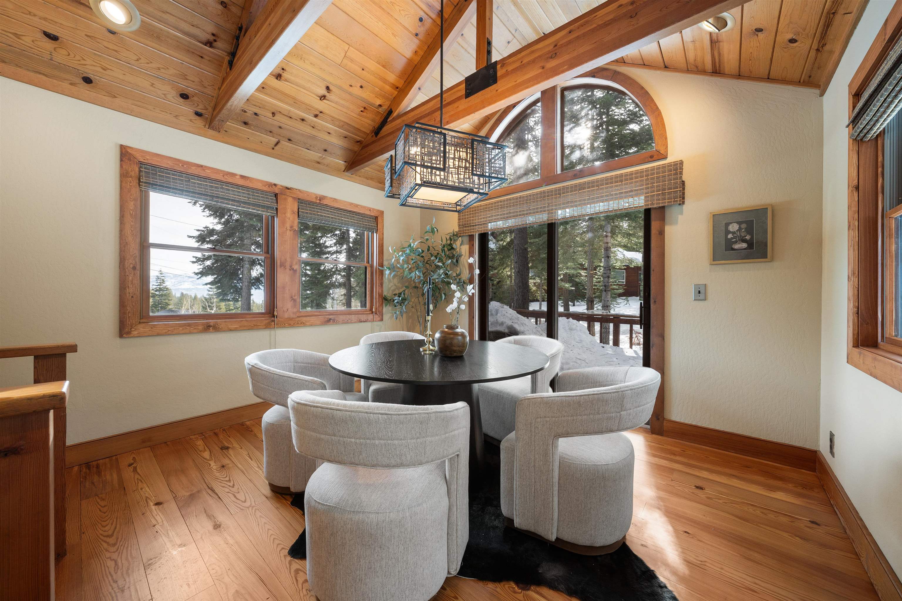 11909 Bavarian Way Unit: 8