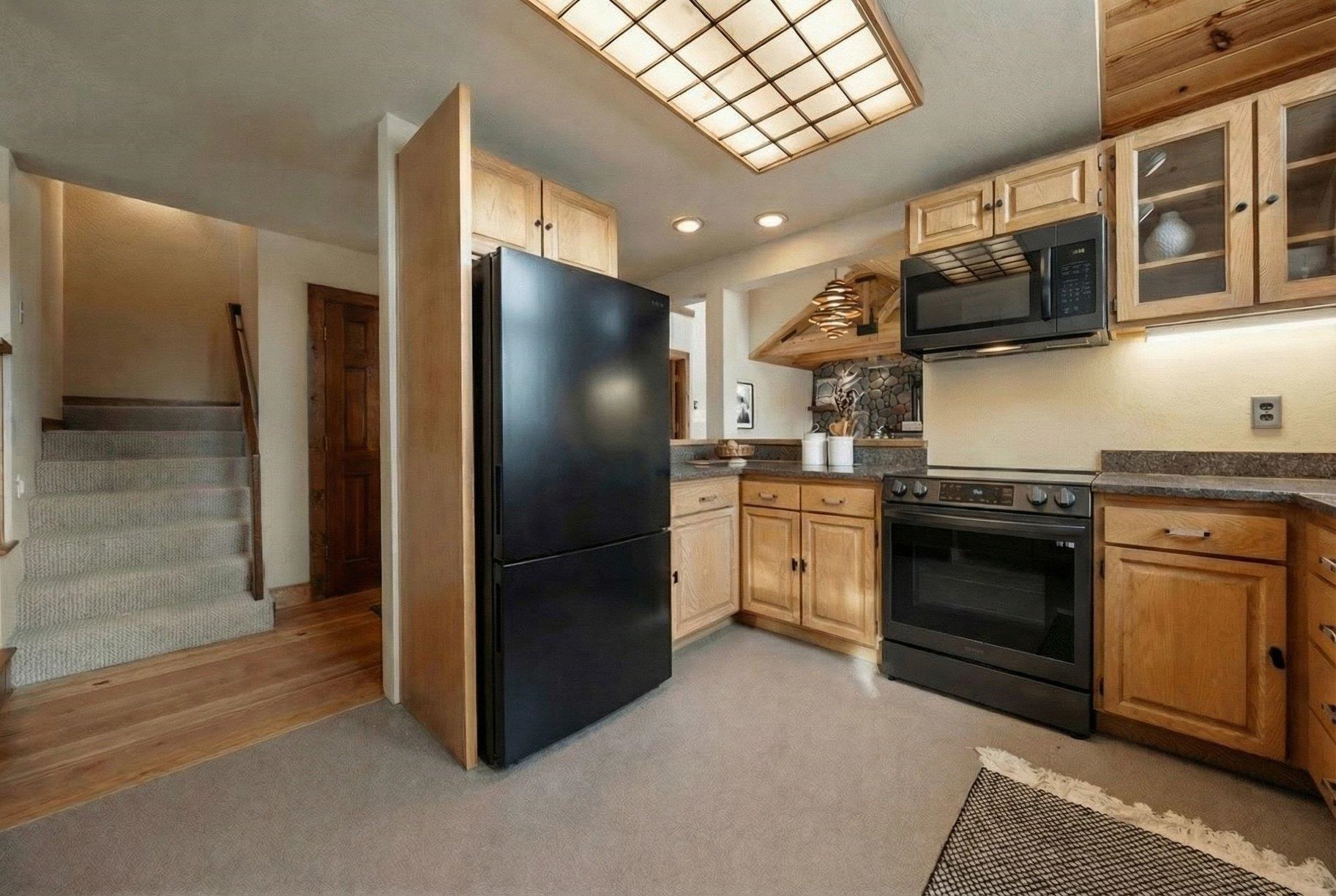 11909 Bavarian Way Unit: 8
