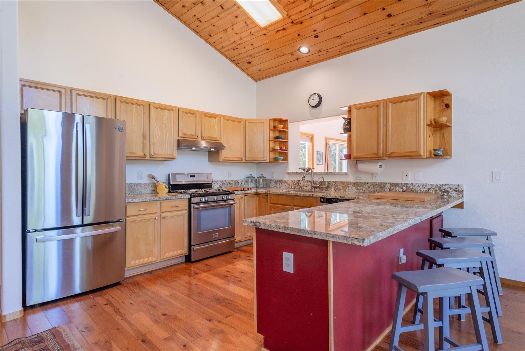 15407 Wolfgang Road